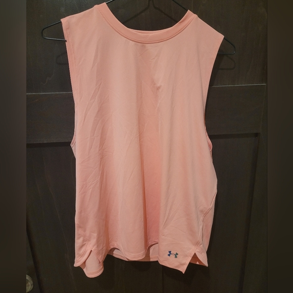 Under Armour Women's Tank Top -Size Medium - Picture 1 of 6